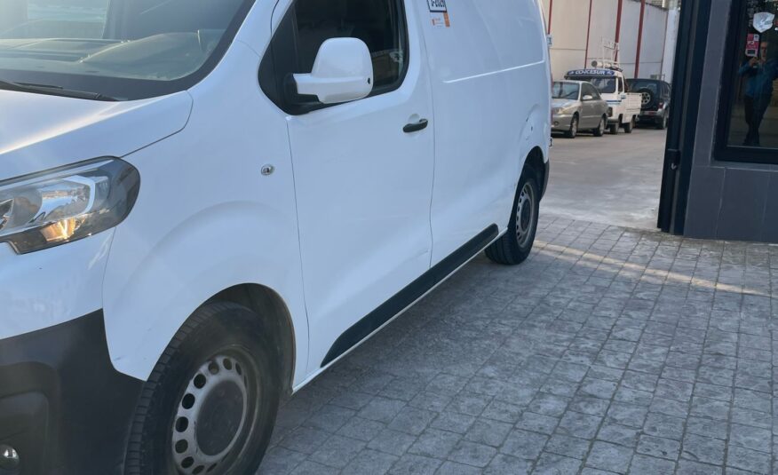 PEUGEOT EXPERT FRIO FURGON COMPACT 2.0 BLUEHDI PREMIUM 4P