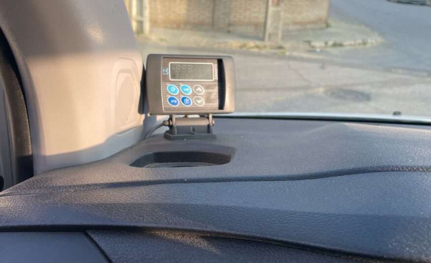 PEUGEOT EXPERT FRIO FURGON COMPACT 2.0 BLUEHDI PREMIUM 4P