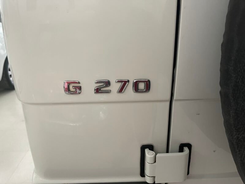 MERCEDES-BENZ CLASE G 270 CDI