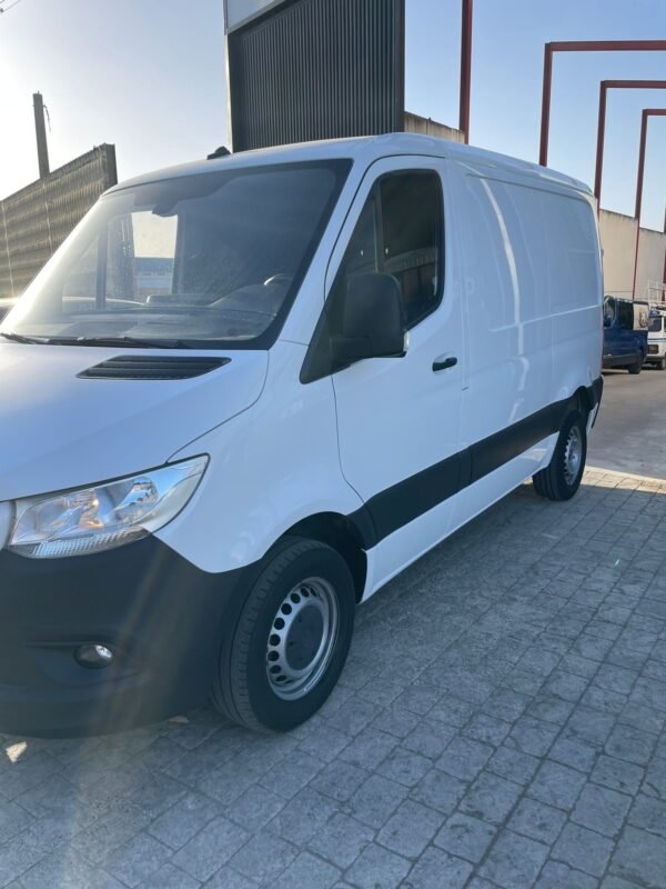 MERCEDES SPRINTER 211 CDI