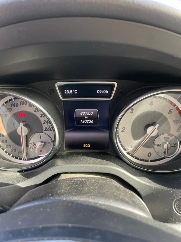 MERCEDES-BENZ GLA 200 CDI