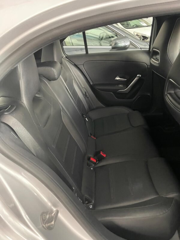 MERCEDES-BENZ Clase A 180D