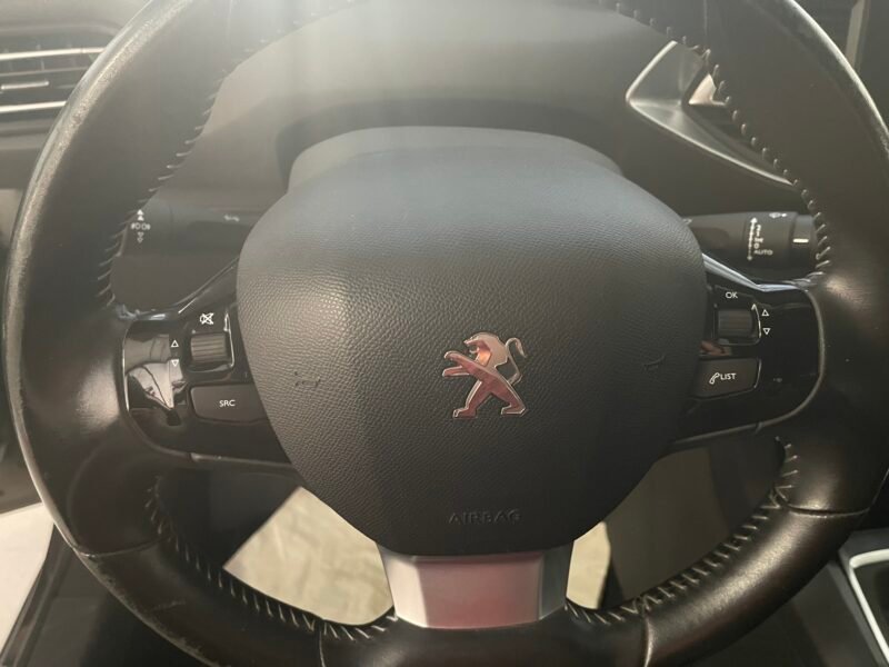 PEUGEOT 308 1.6 STYLE BLUEHDI