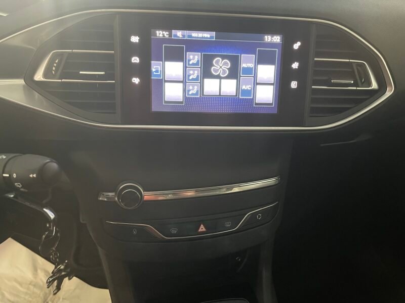 PEUGEOT 308 1.6 STYLE BLUEHDI