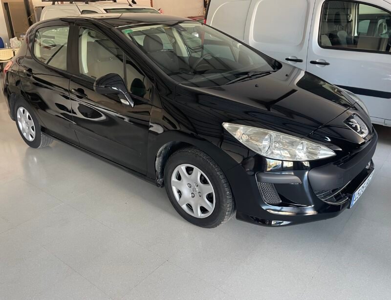PEUGEOT 308 1.6 HDI