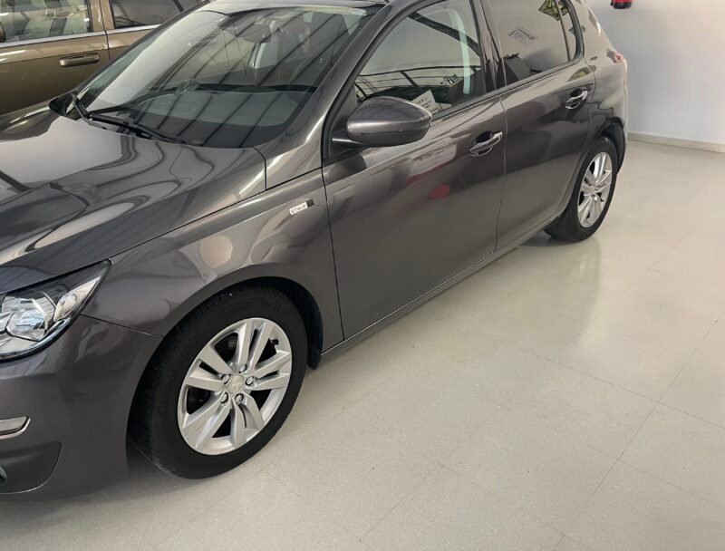 PEUGEOT 308 1.6 STYLE BLUEHDI