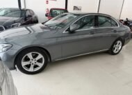 MERCEDES-BENZ CLASE E 220 d 4MATIC 4p.