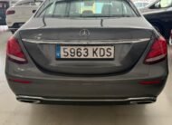 MERCEDES-BENZ CLASE E 220 d 4MATIC 4p.