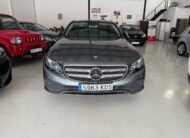 MERCEDES-BENZ CLASE E 220 d 4MATIC 4p.