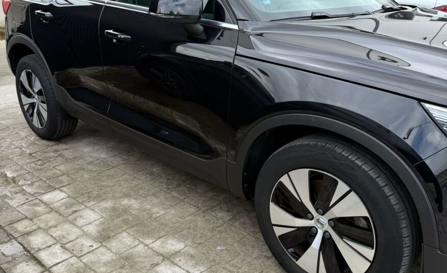 VOLVO XC-40 1.5 HIBRIDO ENCHUF