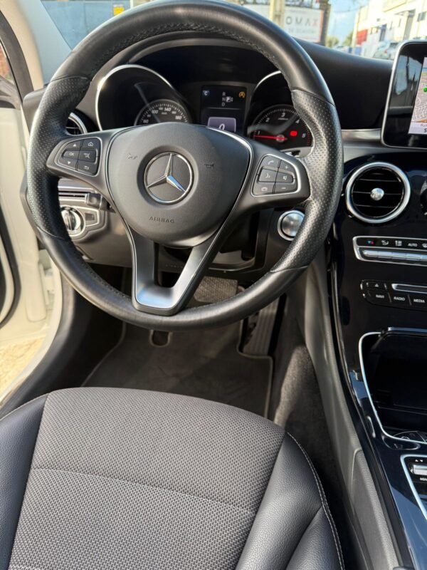 MERCEDES-BENZ Clase C 220d