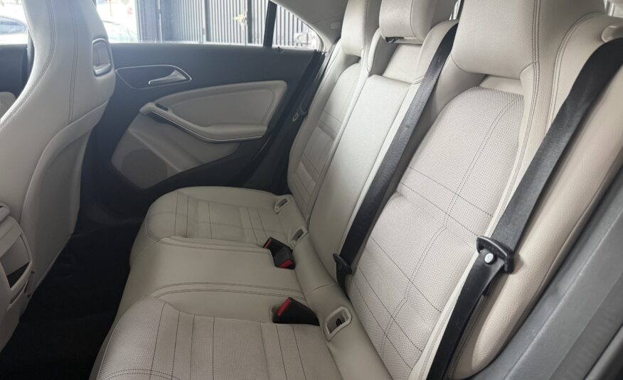 MERCEDES-BENZ CLASE CLA 200 CDI