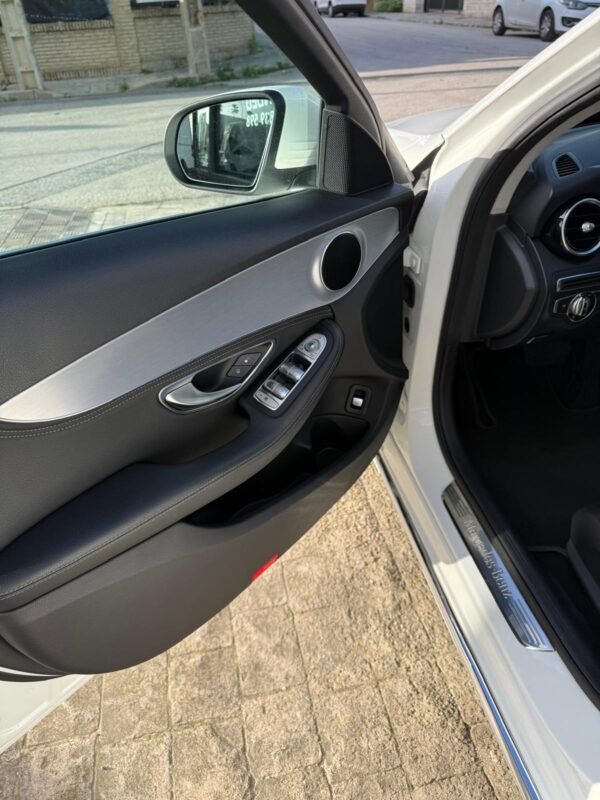 MERCEDES-BENZ Clase C 220d