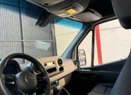 MERCEDES-BENZ SPRINTER 211 CDI
