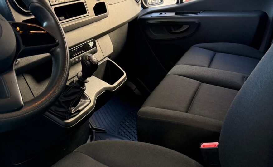 MERCEDES-BENZ SPRINTER 211 CDI