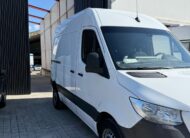 MERCEDES-BENZ SPRINTER 211 CDI