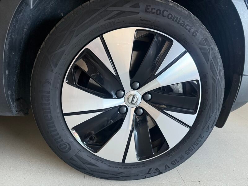 VOLVO XC-40 1.5 T-4 HIBRIDO ENCHUF