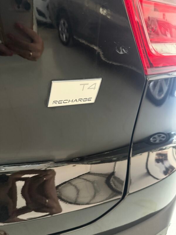 VOLVO XC-40 1.5 T-4 HIBRIDO ENCHUF