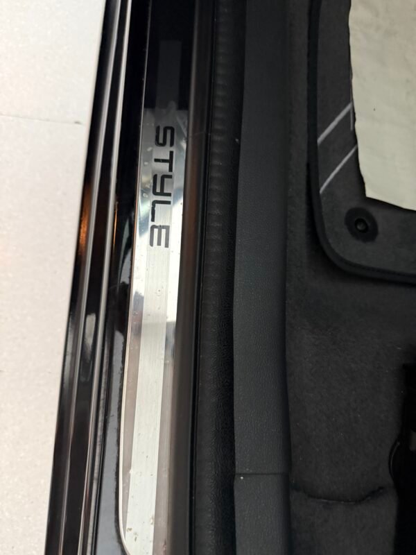 PEUGEOT 3008 1.6 STYLE BLUEHDI