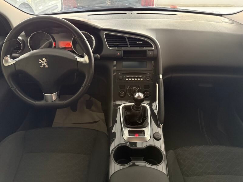 PEUGEOT 3008 1.6 STYLE BLUEHDI