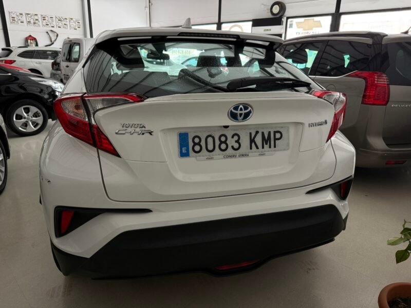 TOYOTA CH-R 1.8 HIBRIDO
