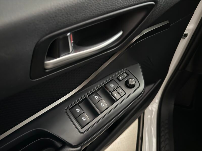 TOYOTA CH-R 1.8 HIBRIDO