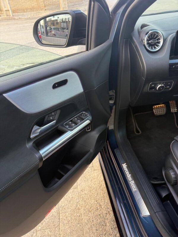 MERCEDES-BENZ CLASE B 200d