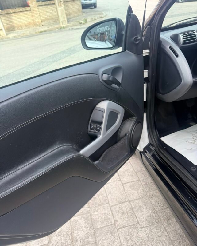 SMART Fortwo Coupe 1