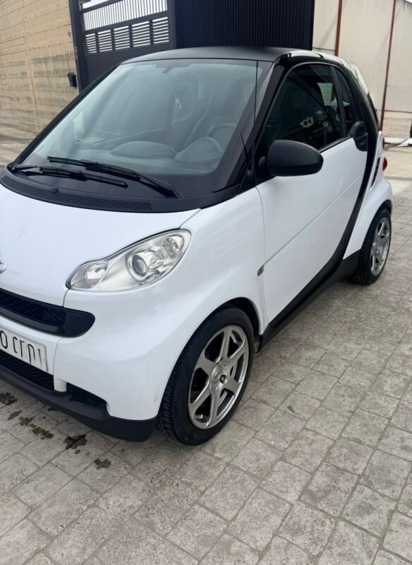 SMART Fortwo Coupe 1