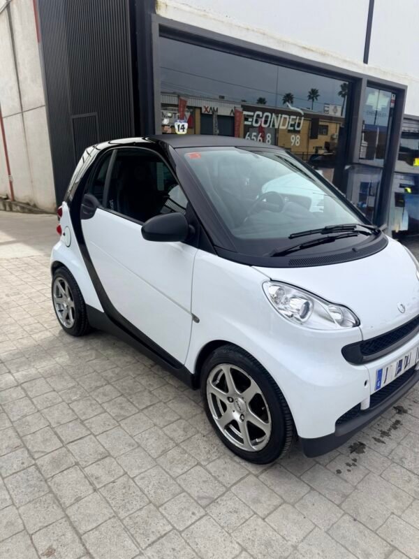 SMART Fortwo Coupe 1