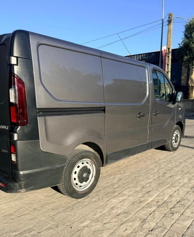 RENAULT TRAFIC 1.6 DCI