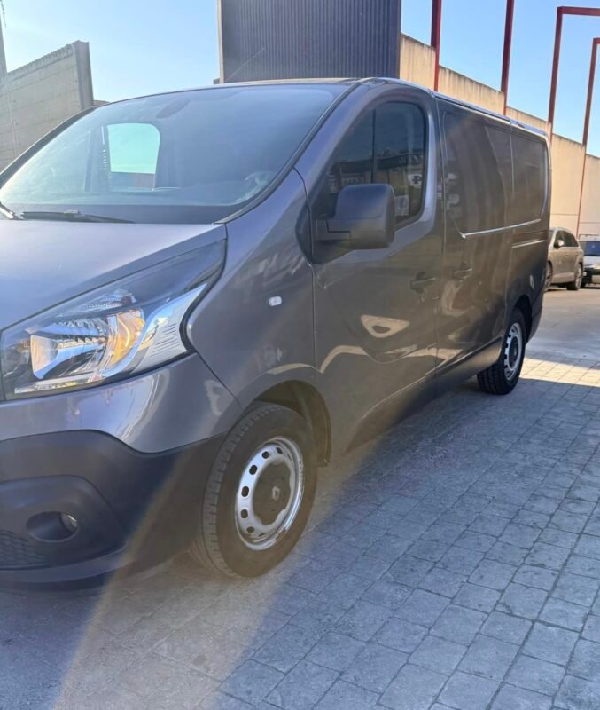 RENAULT TRAFIC 1.6 DCI